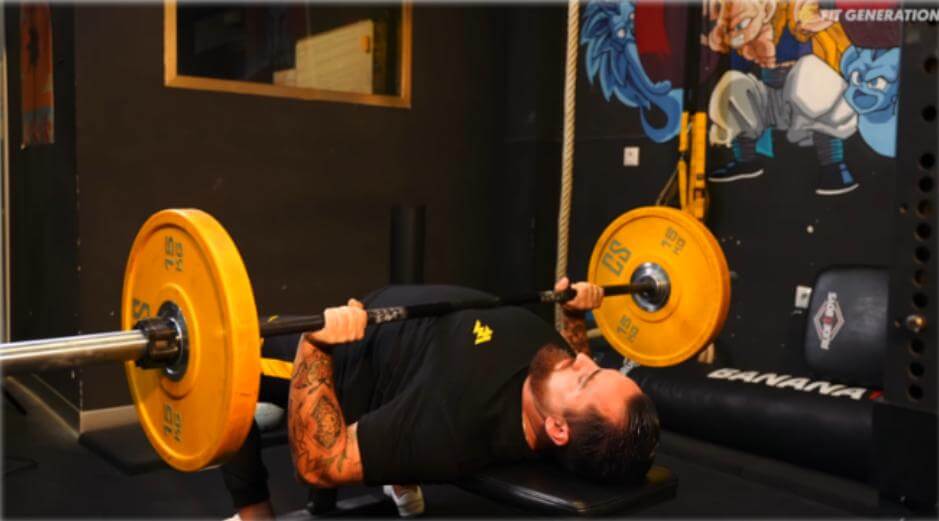 Los 5 mejores ejercicios para ganar fuerza en todo el cuerpo 118 » Tienda VitaSport Press de banca ejercicio de empuje